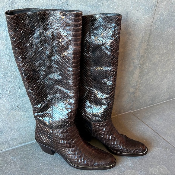 Barbara Bui never worn snake skin insane beautiful boots- 2 inch heel - pristine - Picture 2 of 13